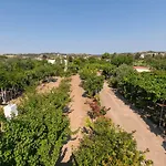 Lianas Garden House Holiday home *